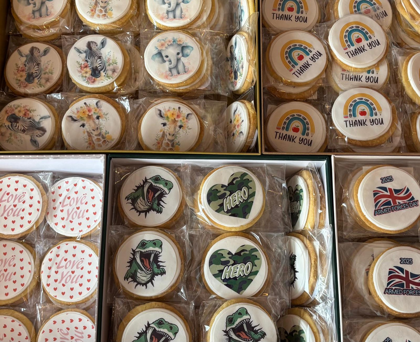 24 Personalised square biscuits